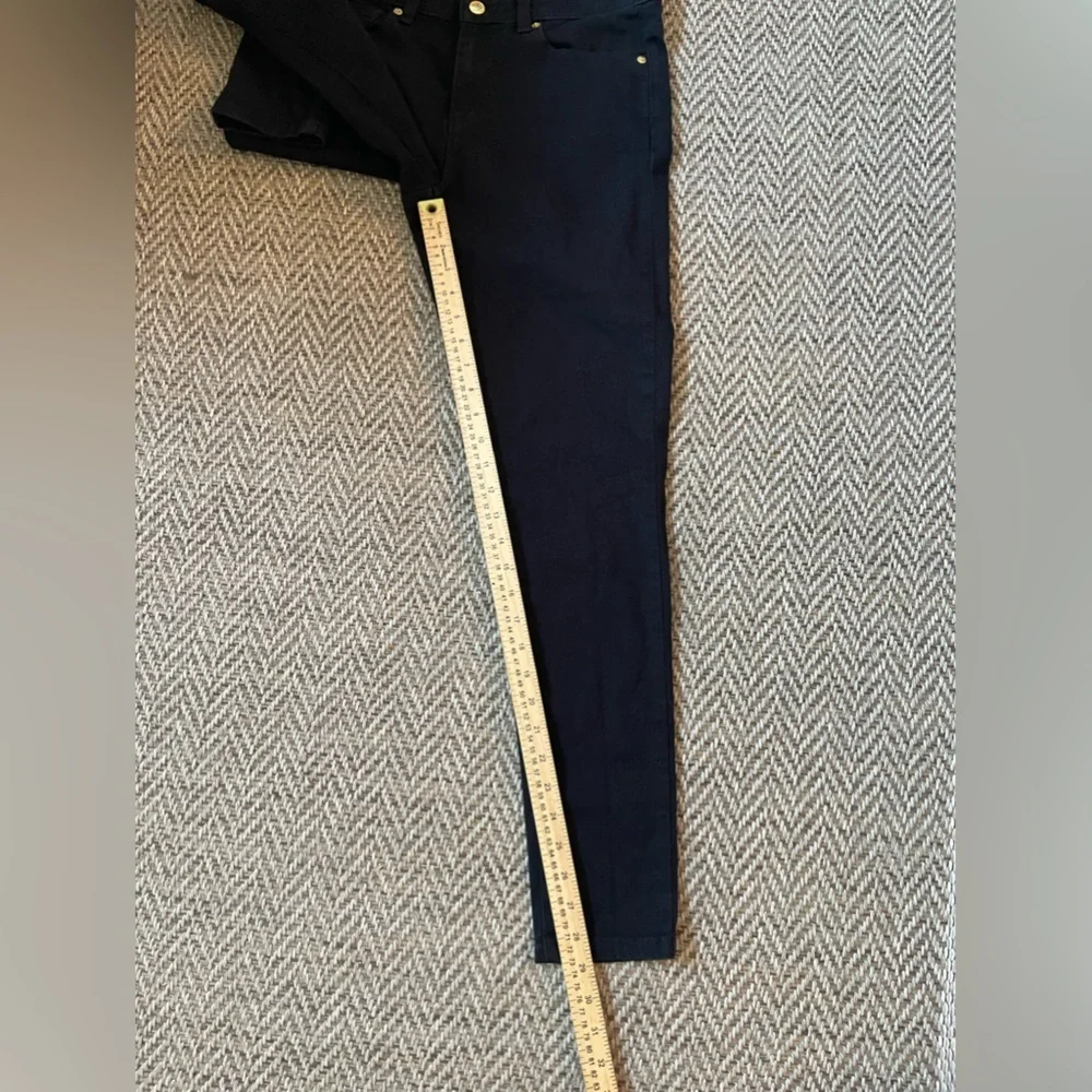 Michael Kors 2 Pairs Of Skinny Mid Rise Denim Jeans Size 8